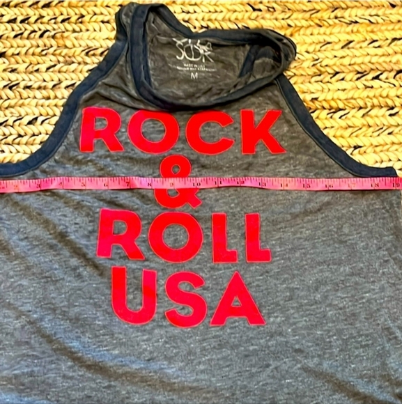 Chaser! Rock & Roll USA tank NWOT Size MED - Picture 3 of 3